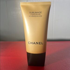 CHANEL Sublimage Gold Makeup Remover Gel
